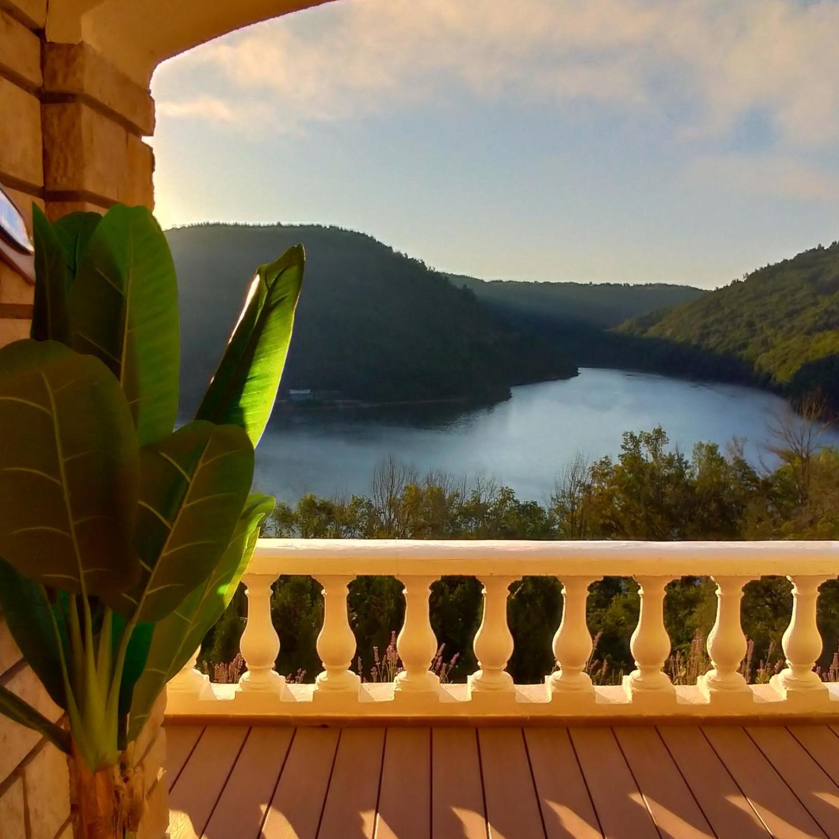 Ma Villa Au Bord De L'Eau Miremont  Ngoại thất bức ảnh